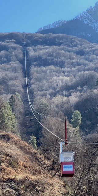 6528 Camorino, Camorino, Seilbahn nach Croveggio, Foto: Bernhard Graf