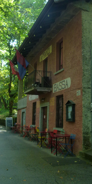 6517 Arbedo, Das Grotto Bassa ist täglich geöffnet ausser montags., Foto: Bernhard Graf