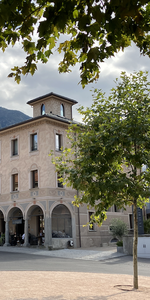 02 - 03 - 04, Hotel La Tureta, Giubiasco
 , Foto: Bernhard Graf