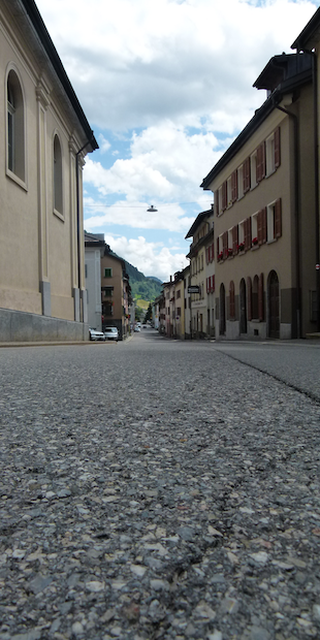 6780 Airolo, Nationale Hauptstrasse Nr 2, nachmittags um 15 Uhr, Foto: Bernhard Graf
