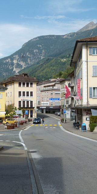 Faido, Ortsmitte (Piazza Stefano Franscini), Foto: Bernhard Graf