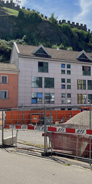 6500 Bellinzona 5, FÜNF