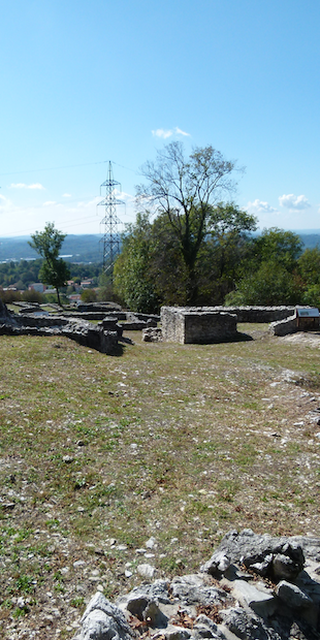 6866 Meride, Überblick über die Ausgrabungen auf Castello (650 Meter über Meer)